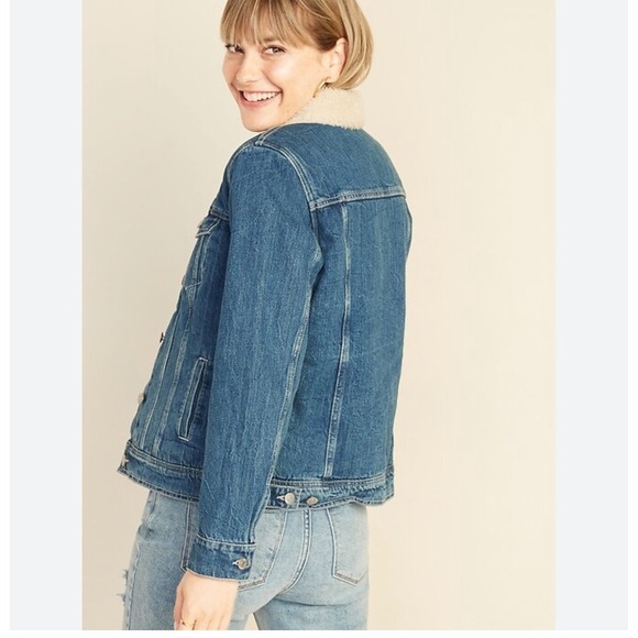 Old Navy Oversized Sherpa-Lined Boyfriend Jean Jacket Women's M Denim Cozy Coat - Picture 3 of 8